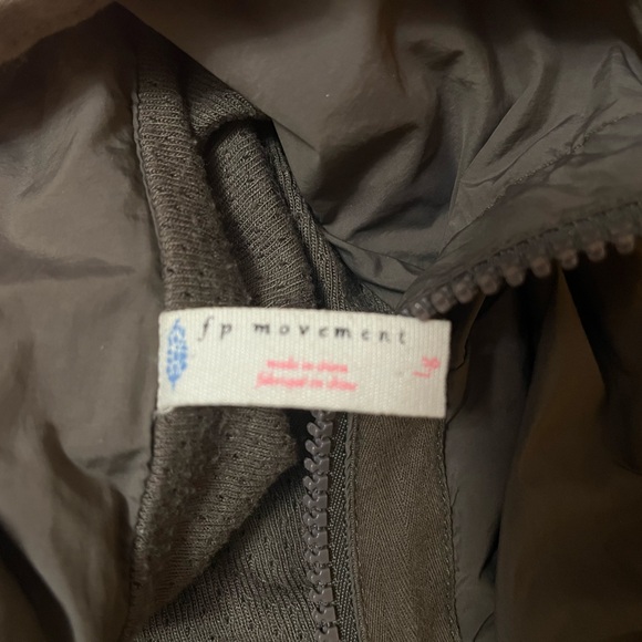 Free People Movement Olive Green Crop Jacket - Picture 8 of 8